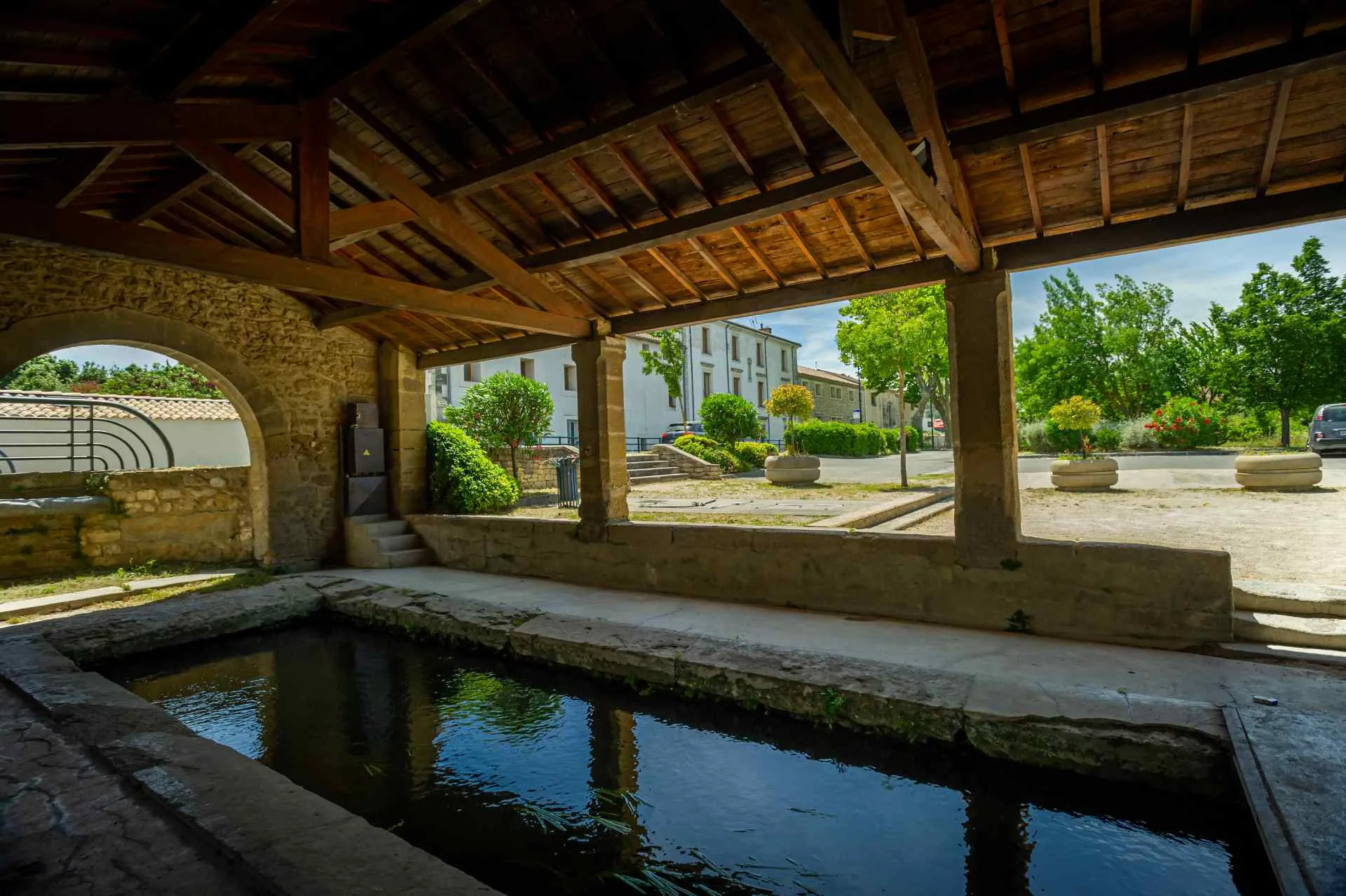 Lavoir couvert à Saint-Saturnin-lès-Avignon